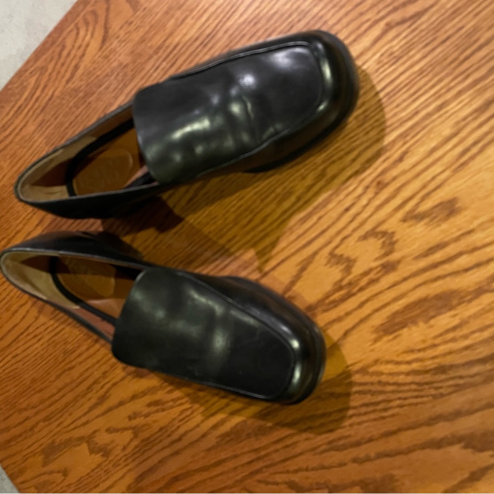 Women’s Black Leather Loafers